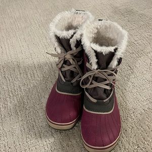 Pink Sorel boots size 10.5